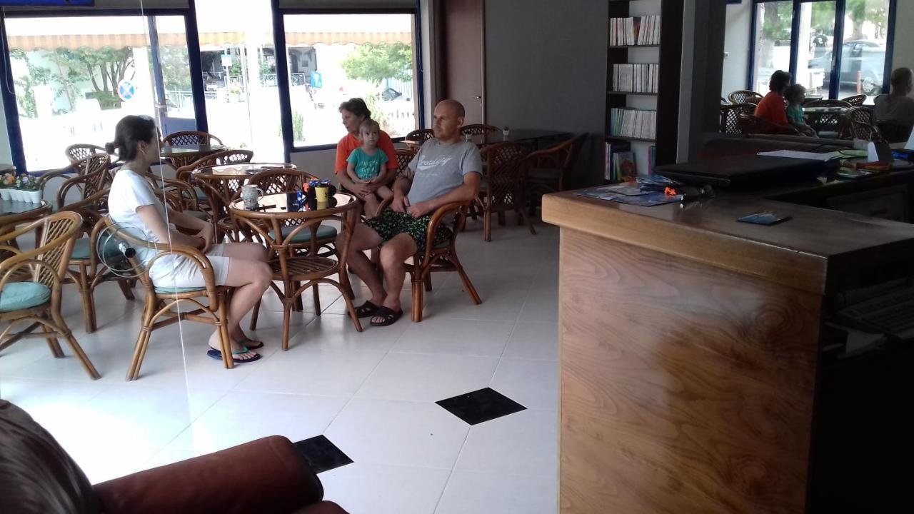 Moka Evia Island Hotel Akhladherí Buitenkant foto