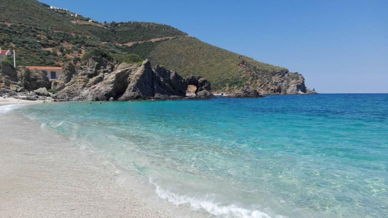 Moka Evia Island Hotel Akhladherí Buitenkant foto